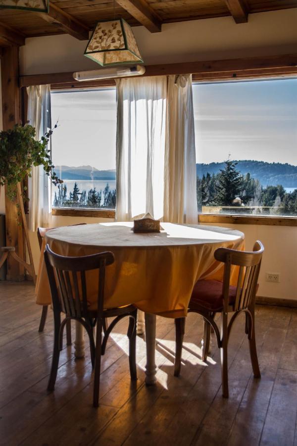 Pajaro Azul Bed and Breakfast San Carlos de Bariloche Eksteriør billede